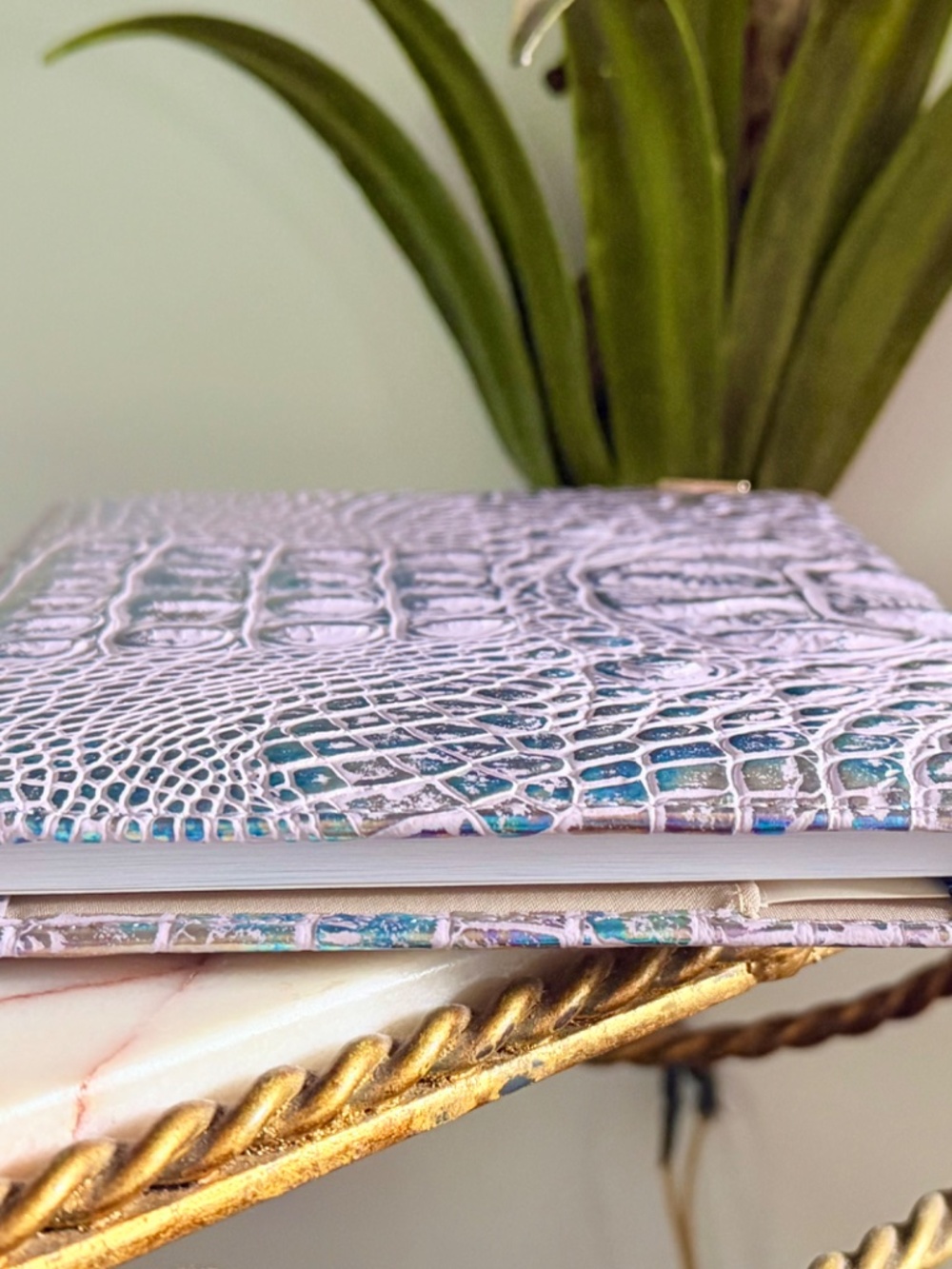 💜 NWOT Brahmin Violet Wonderland Iridescent Leather Journal Front EYE 💜 - Picture 10 of 13